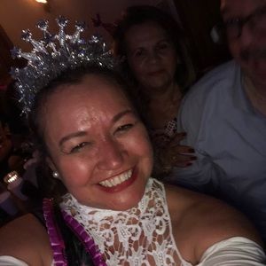 Meet your Posher, Anelia